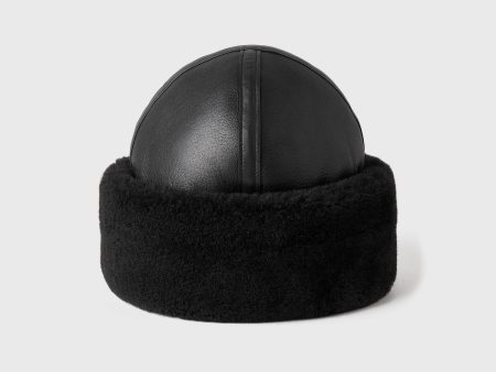 Shearling winter hat black Online